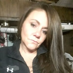 Meet your Posher, Roxanne